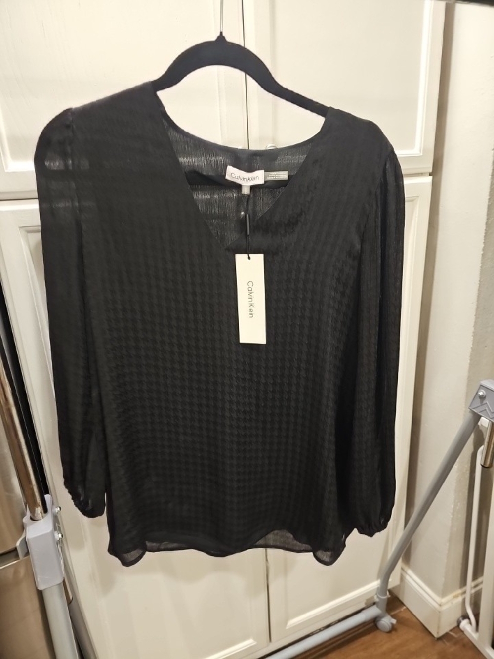 Calvin Klein Black Long-Sleeve V-Neck Blouse